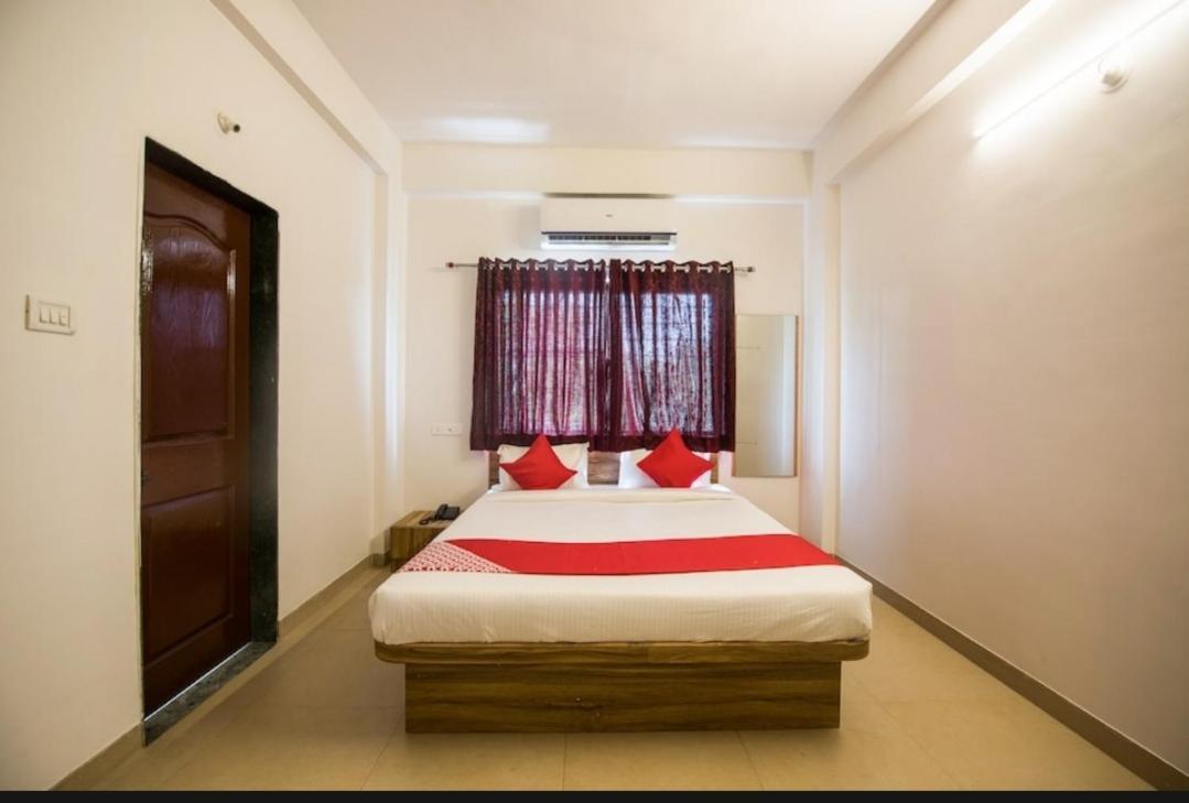 פונה Primrose Guest House מראה חיצוני תמונה