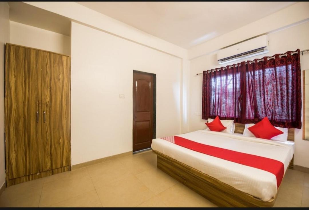 פונה Primrose Guest House מראה חיצוני תמונה